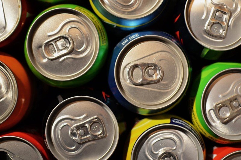 Aluminium drinks cans