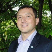 SLMIC Headshot Rojas