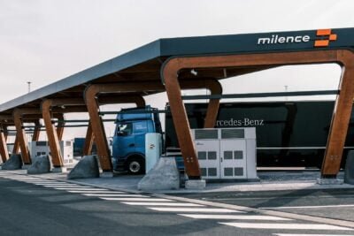 milence power electronics mcs megawatt ladestation charging station e lkw electric truck antwerpen 2025 05 min milence power electronics mcs megawatt ladestation charging station e lkw electric truck antwerpen 2025 05 min