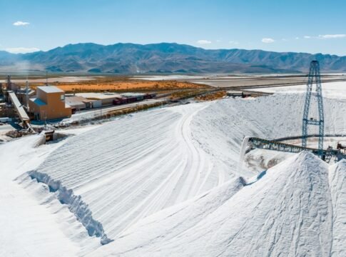 Lithium Market Insight 2025: Price Recovery, EV Demand, and the Future of Extraction – Exclusive Interview