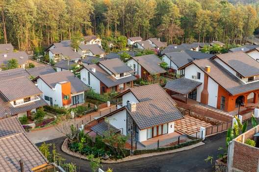 © Danamoe Studio, Hoang Thuc Hao