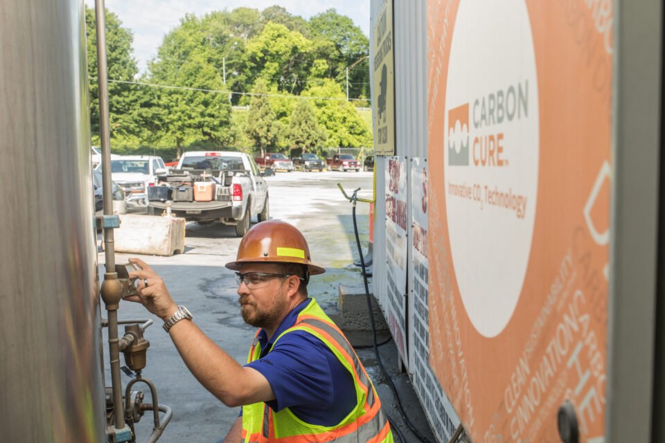 Thomas Concrete Using A CarbonCure System