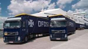 Continental and DFDS collaborate on environmentally friendly intermodal transportation