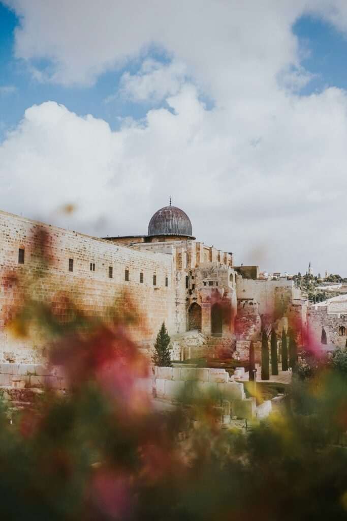 Al Asqa Mosque in Jerusalem. Use ethical alternatives to Airbnb, Booking.com and Expedia to support Palestinians.
