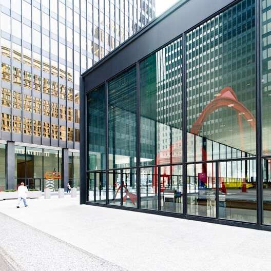 United States Chicago Federal Center by Mies van der Rohe. Image © Samuel Ludwig United States Chicago Federal Center by Mies van der Rohe. Image © Samuel Ludwig