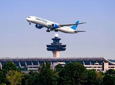 United Airlines Invests in Twelve for Sustainable Aviation Fuel