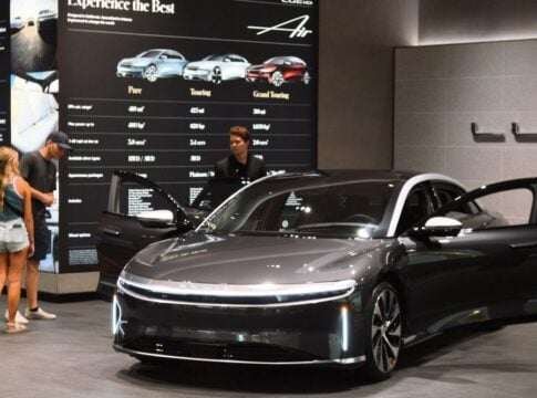 Lucid Group (LCID Stock) Efficiency Revolution: How Air EVs Achieve 30% Lower Emissions Than German Competitors