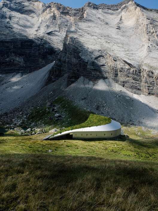 Refuge de Barroude. Image © Snøhetta