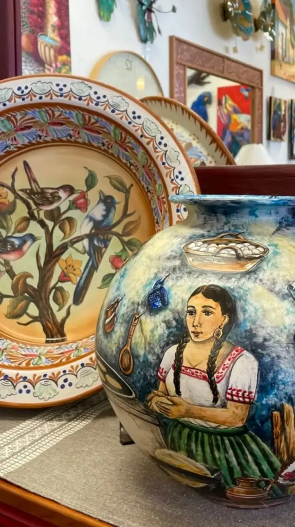Hand-painted pottery Rustic Mexican House Hand-painted pottery Rustic Mexican House