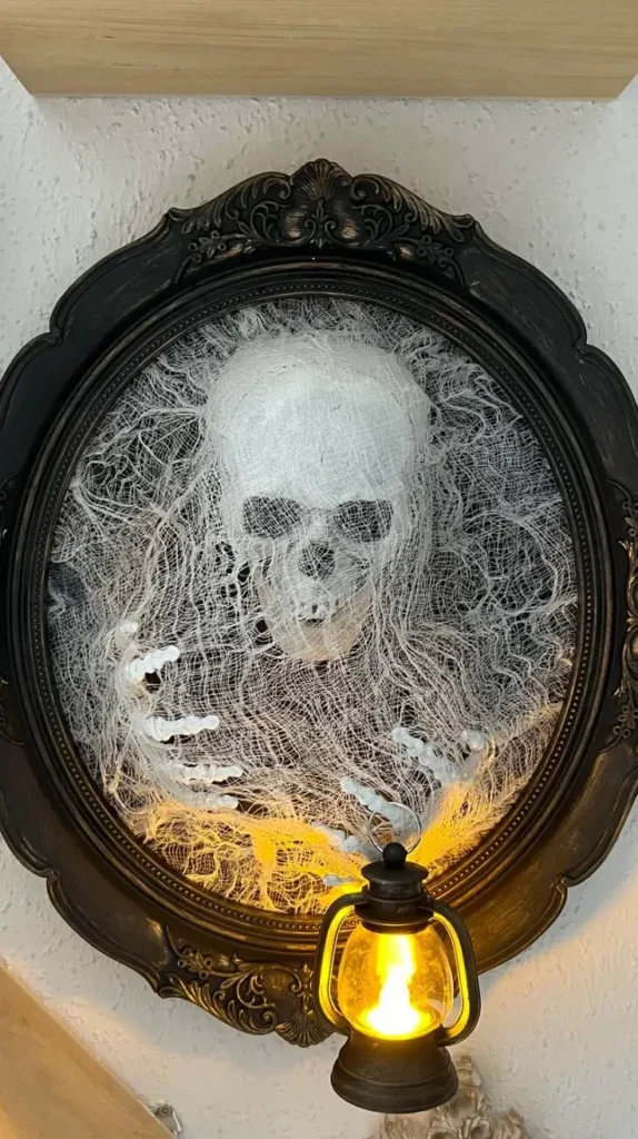 DIY Halloween Mirror