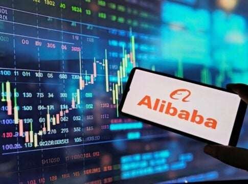Alibaba Stock Climbs as Earnings Beat and Net-Zero Goals Win Over Investors