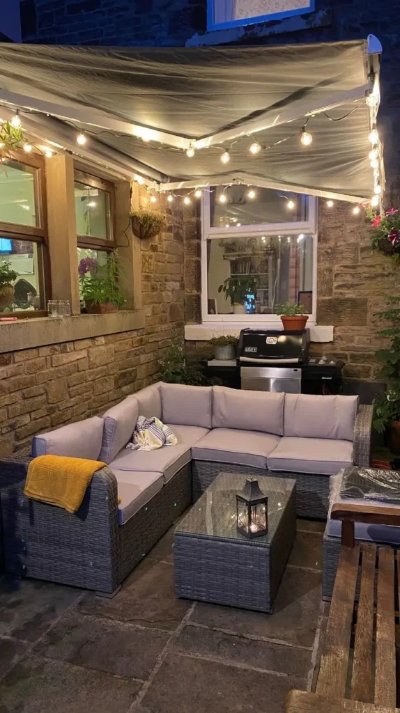 Small Farmhouse Outdoor Living Spaces Small Farmhouse Outdoor Living Spaces