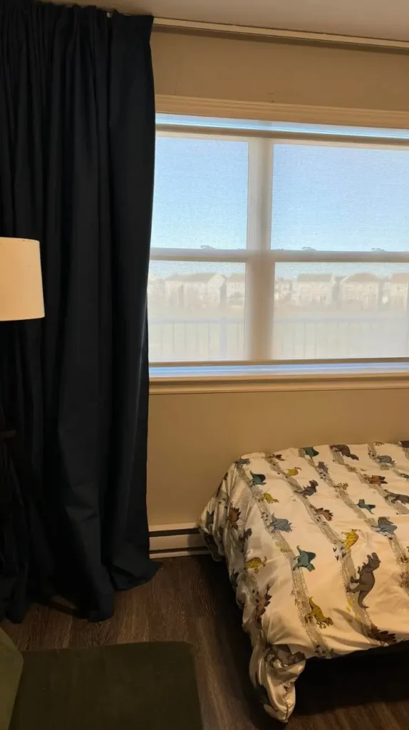 bedroom velvet curtains