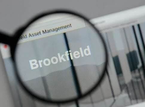 Brookfield's $20B Close Sets Record for Global Clean Energy Funding