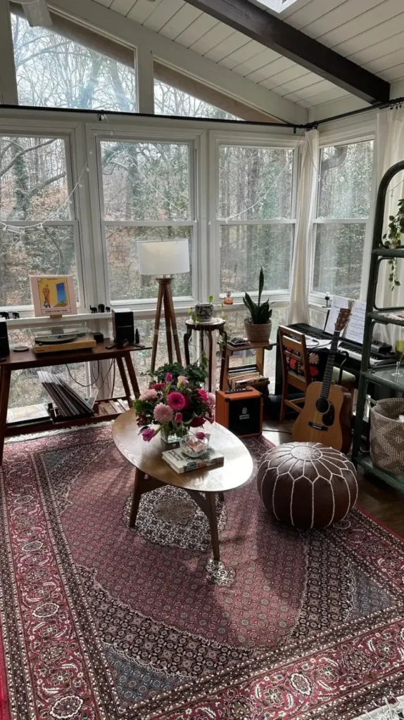 Use Multi-Functional Furniture to Save Space and Money Use Multi-Functional Furniture to Save Space and Money