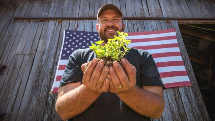Veteran farmer Calvin Riggleman in West Virginia. Credit: Lance Cheung, USDA