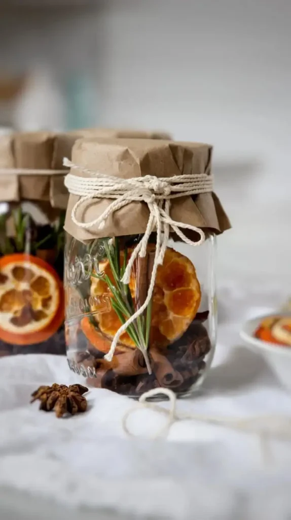 Christmas Potpourri Jars 