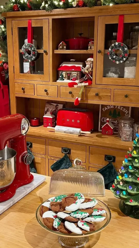 Farmhouse Kitchen Christmas Charm Farmhouse Kitchen Christmas Charm