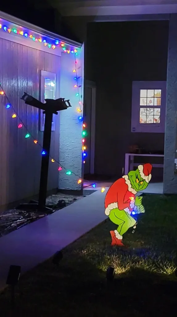 Grinch Outdoor Lights Display Grinch Outdoor Lights Display