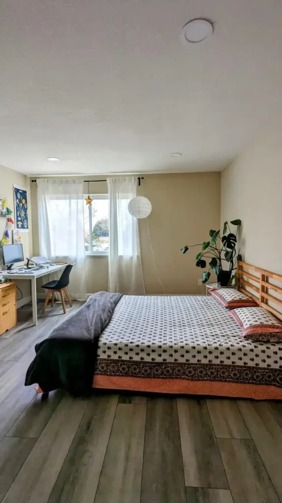 Bedroom Minimalist Decor