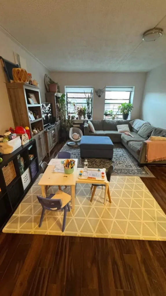 Clever Very Small Living Room Ideas 