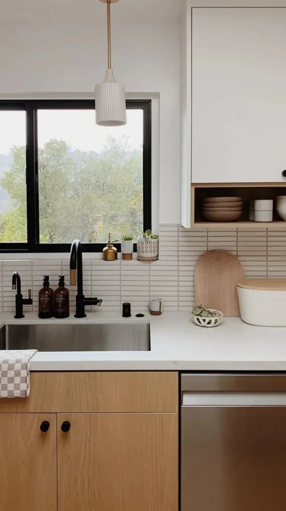 Kitchen Backsplash Styles Homeowners Love

