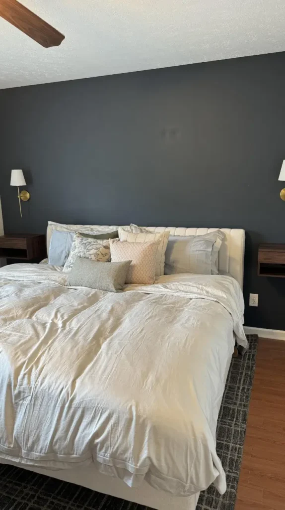 Black and Grey Bedroom Bedding