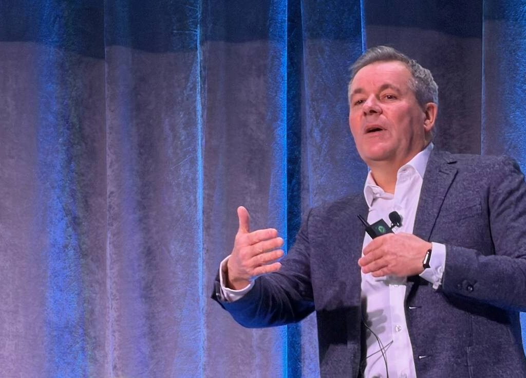 Carman Allison of NielsenIQ makes a point at the Dairy Farmers of Ontario 2026 annual meeting in Toronto. Photo: John Greig