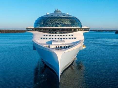 Royal Caribbean’s (RCL) Big Profits Meet Carbon Challenges of the Cruise Industry