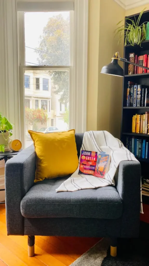 Small Front Room Ideas That Make a Big First Impression

