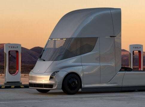 Amazon, eBay & Etsy Back Tesla Semis: A New Playbook for Zero-Emission Freight