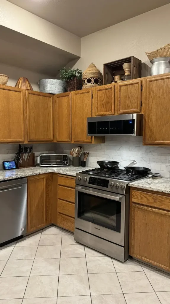 Upper Cabinet Decor Ideas to Transform Your Kitchen

