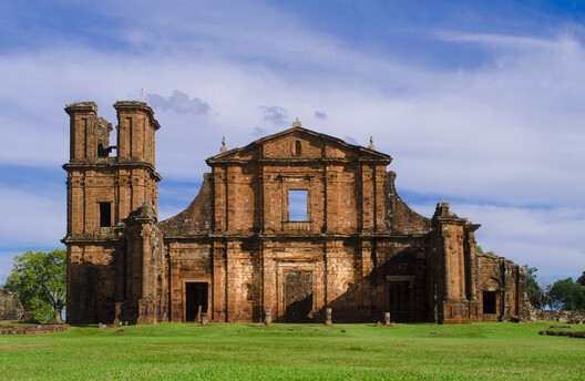 Ruins of São Miguel das Missões - Rio Grande do Sul - Brazil. Image © wikimedia commons by Dicklyon licensed under the Creative Commons Attribution-Share Alike 4.0 International license.