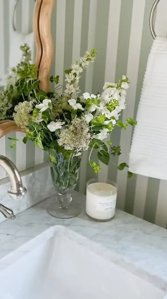 Bathroom Counter Decor Ideas 