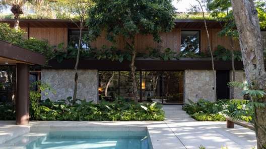 © Dândara Nunes Bettini