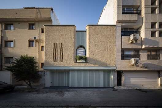 © Mohammad Hassan Ettefagh