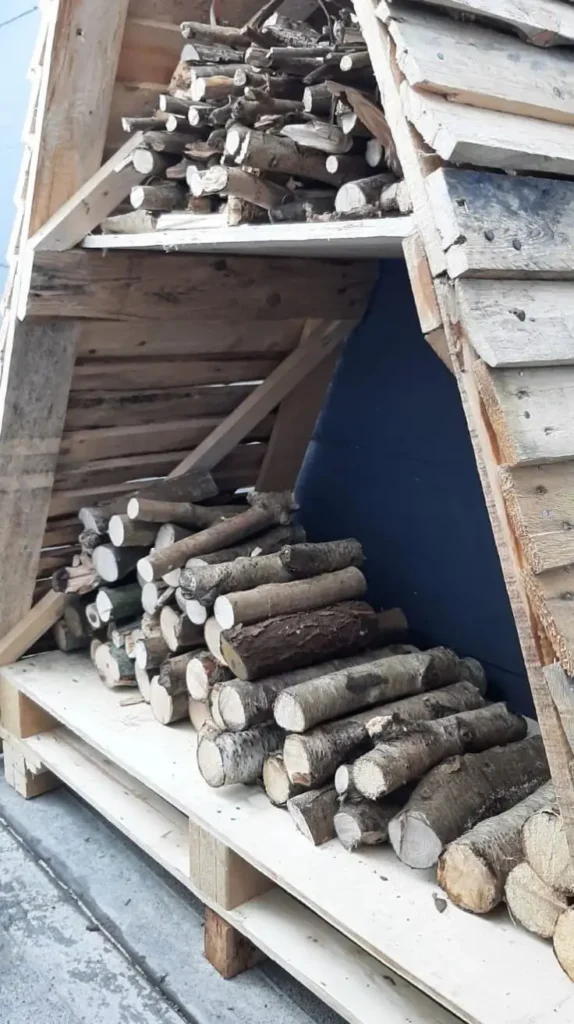 Outdoor Pallet Projects