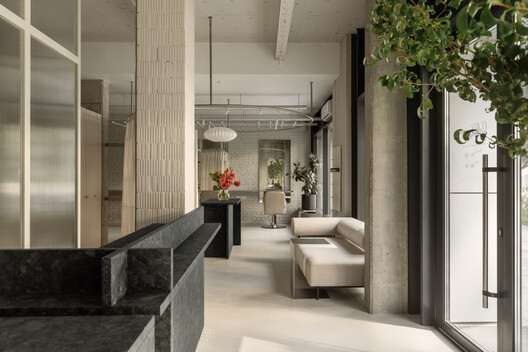 © Mykhailo Lukashuk