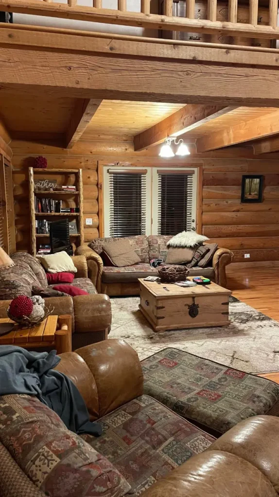 Cabin Decor Ideas to Create a Warm, Rustic, and Cozy Retreat

