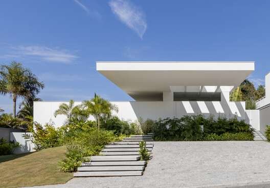 Cortesia de Fpoles Arquitetos