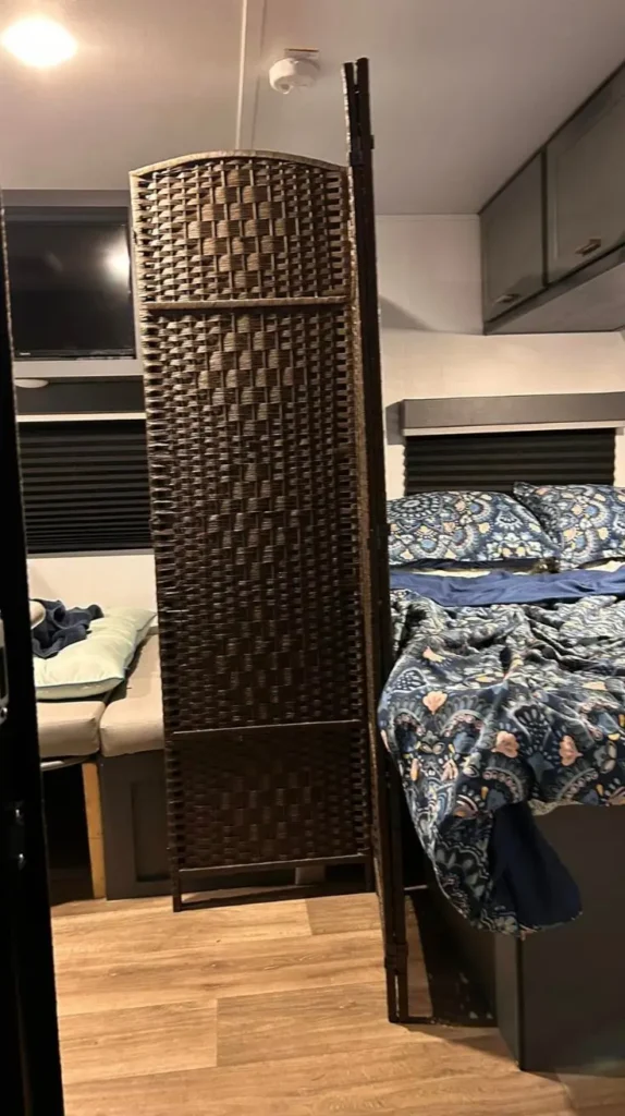 Cute Camper Decorating Ideas