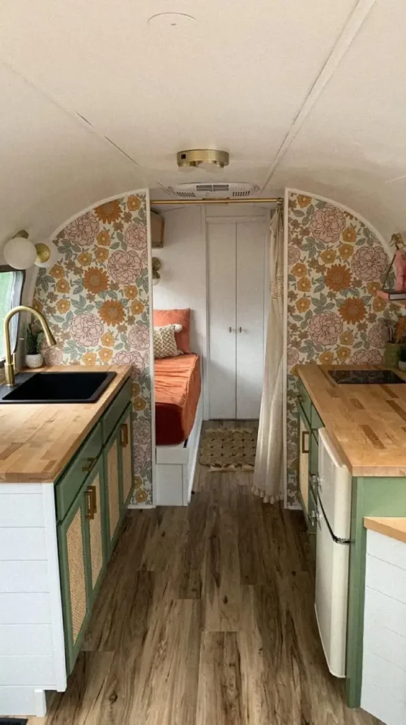 Cute Camper Decorating Ideas