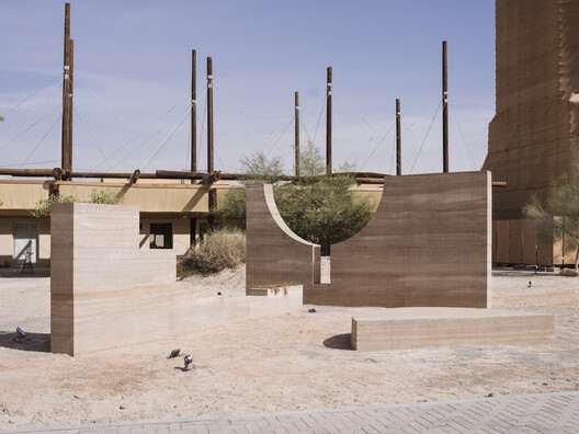 ETA'DAN at Sharjah Triennale / Hive Earth. Image © Danko Stjepanovic. Courtesy of Sharjah Architecture Triennial.