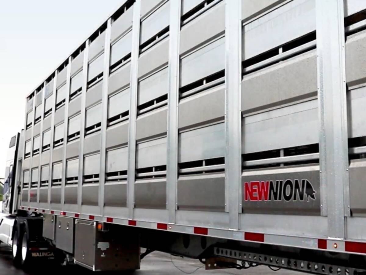 Remote-controlled side panels on this Walinga trailer can be raised and lowered to adjust airflow at the sides where needed. Photo: Walinga video screengrab via YouTube