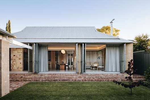 © Christopher Morrison