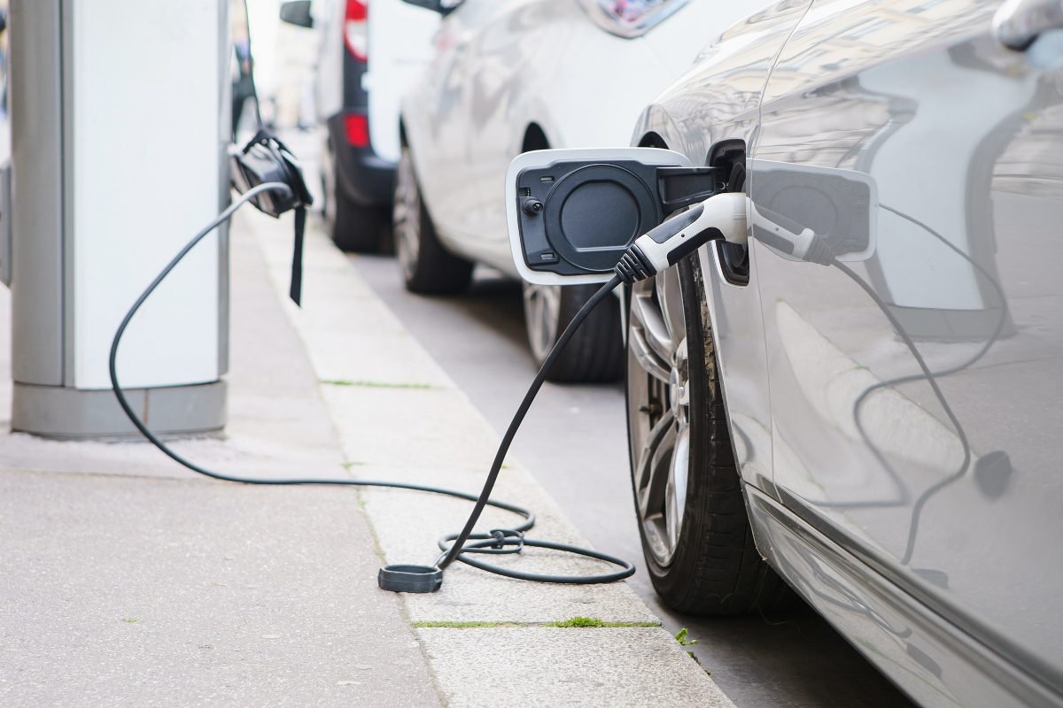 Electric vehicles charging