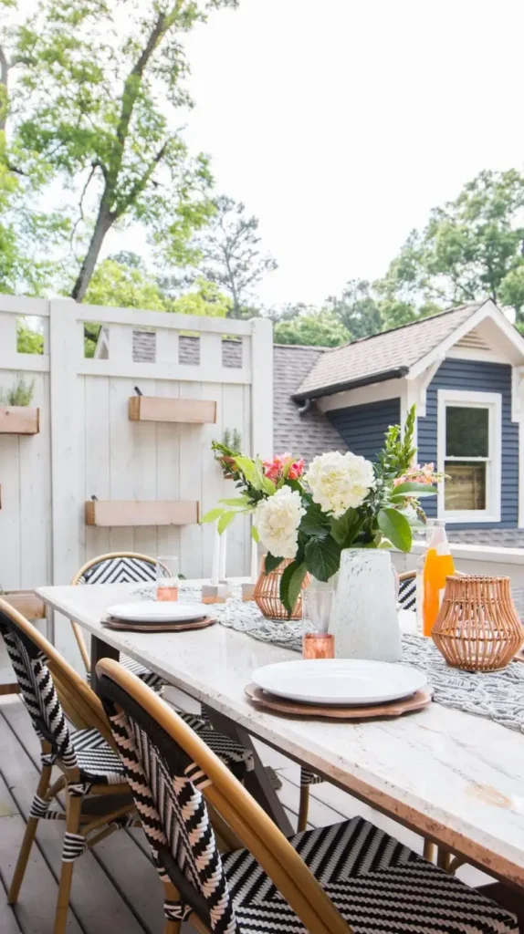 Outdoor Table Decor Ideas