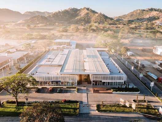 Aerial view of Ciudad Casa Blanca in Danli, Honduras. Image © Gabriela Zuniga Fu and Ezequiel Sánchez Marsico