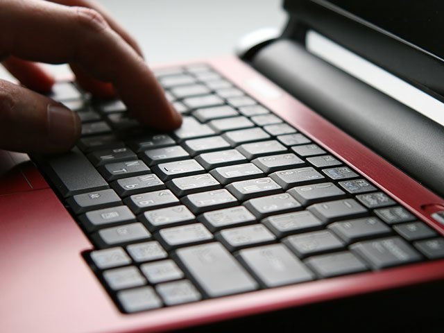 bioplastic parts in laptop computers