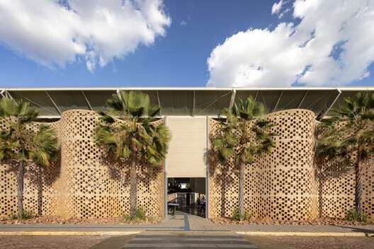 Hospital Veterinário Escola da Unileão / Lins Arquitetos Associados © Joana França